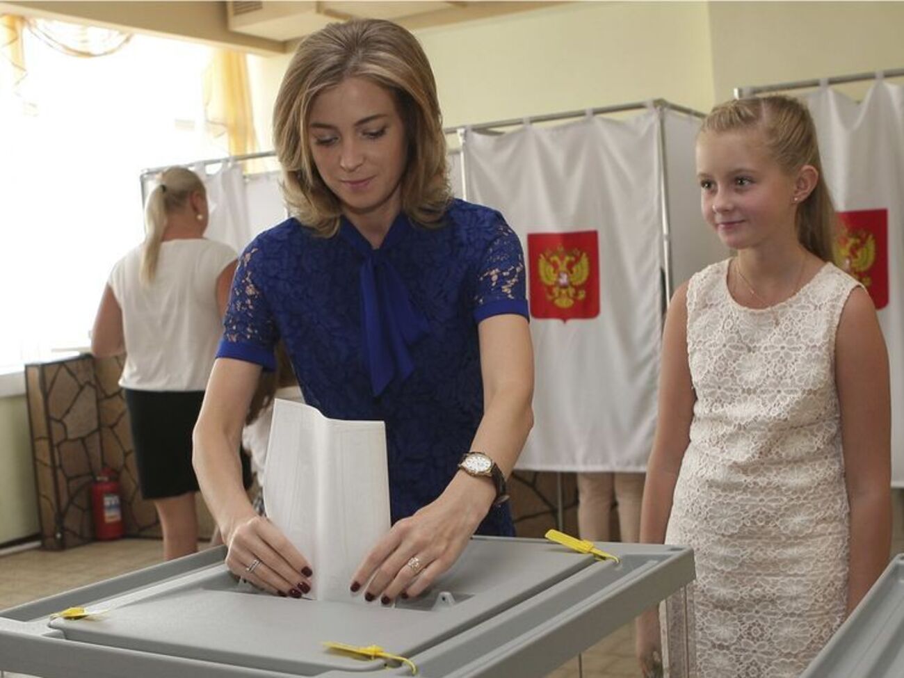 Наталья Поклонская: Дочь&nbsp;всегда мне помогает. Мы делаем все вместе