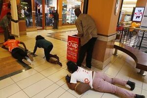 Нападение произошло в торговом центре города Сент-Клауд