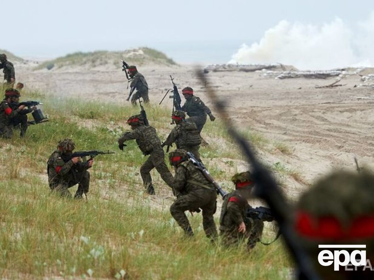НАТО усилит свои подразделения у границ с Россией