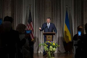 Порошенко выступил перед украинской диаспорой в Нью-Йорке