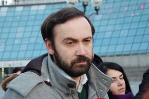 Илья Пономарев: Верховная Рада потребовала признать нелегитимными лишь тех депутатов, которые прошли от Крыма. Считайте это настоящим подарком европейским политикам, они только и ждали, чтобы их попросили то, что они легко выполнят