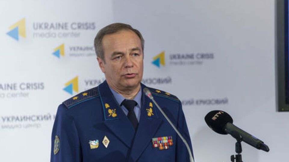 Романенко: Если бы на Донбассе Украина имела дело только с боевиками местного разлива, вопрос был бы решен за месяц