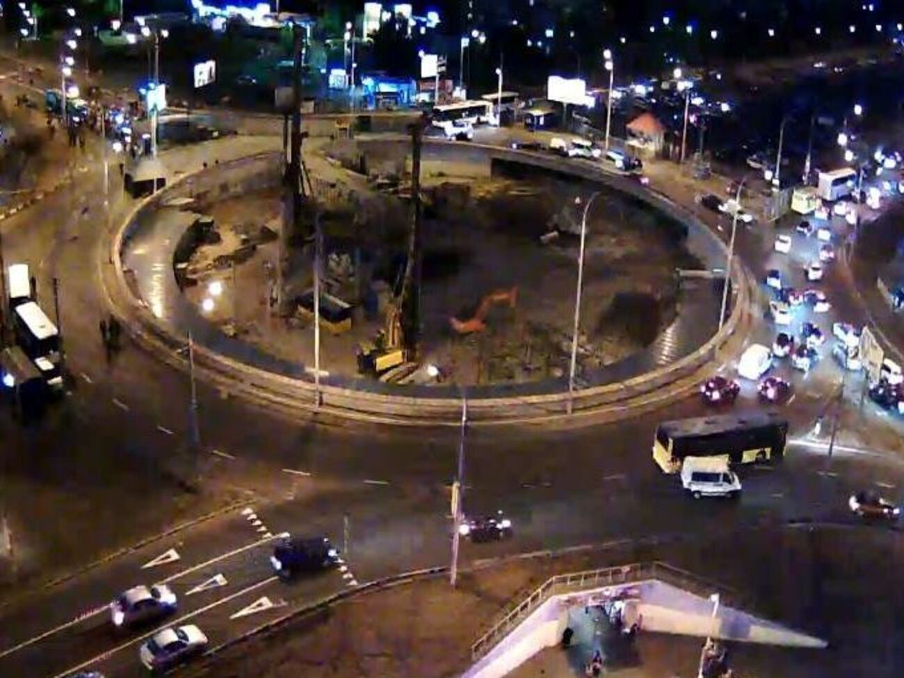 Протестующие заблокировали движение транспорта