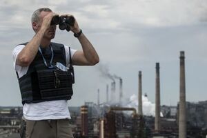 Члены СММ были вынуждены удалиться в безопасное место