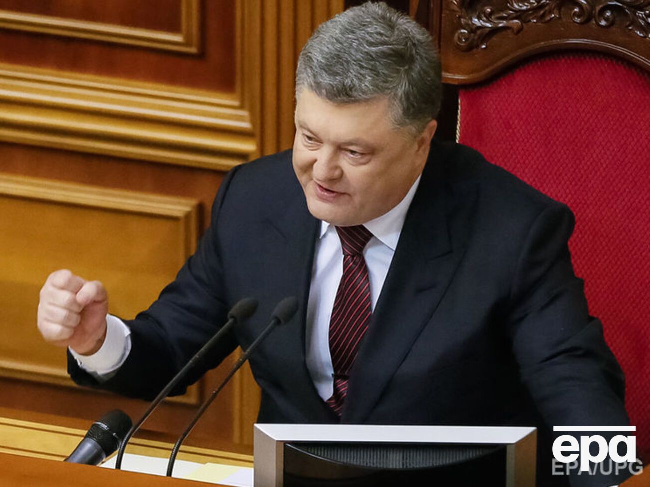 Порошенко расскажет о внутреннем и внешнем положении Украины