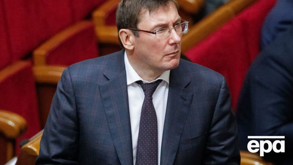 Луценко намерен заняться подозреваемыми в госизмене депутатами