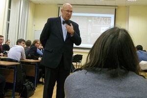 Валерий Соловей: Под контролем Асада останется лишь Дамаск