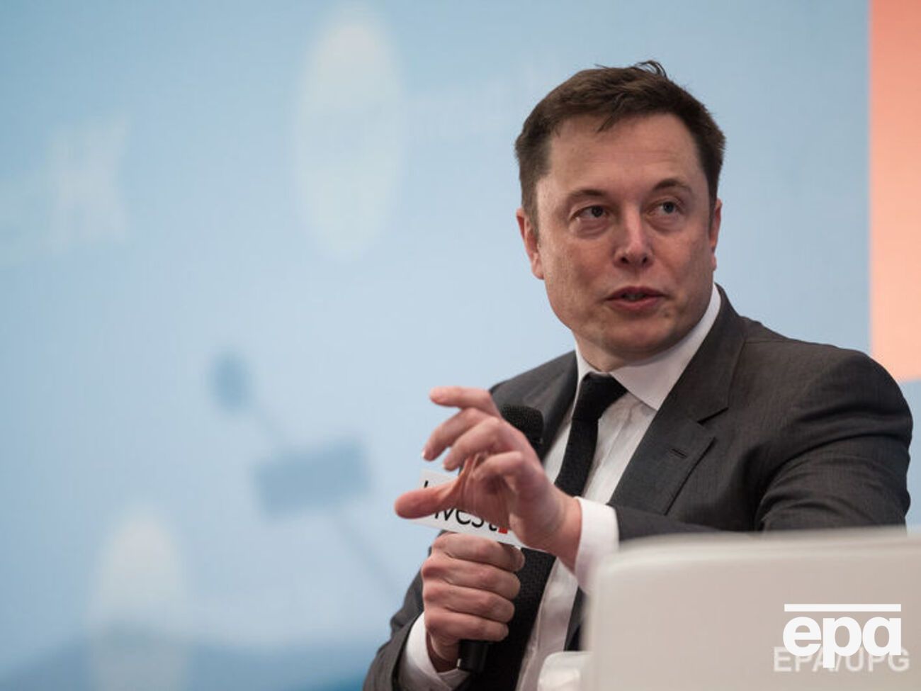 Маск заявил, что его кораблю нужно новое имя