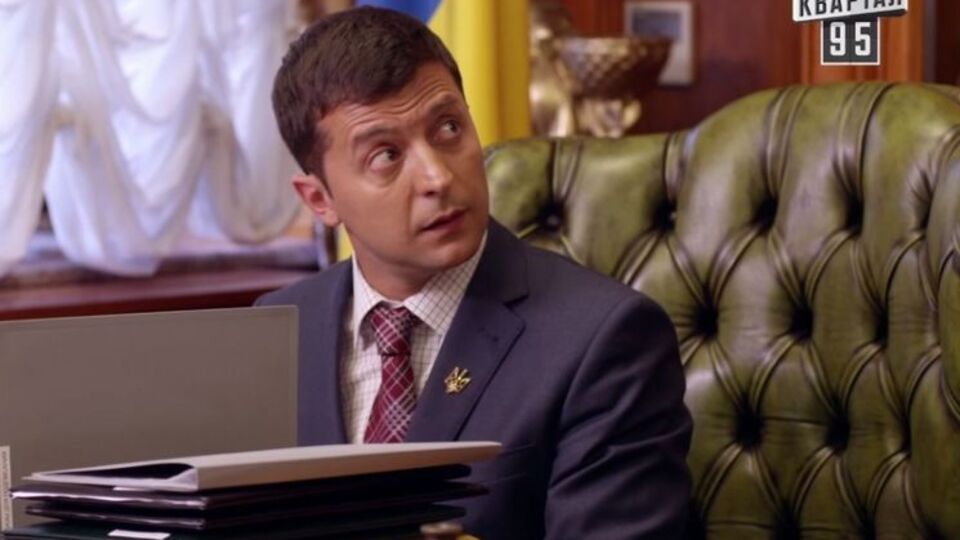 В оригинальном сериале главную роль исполнил Зеленский
