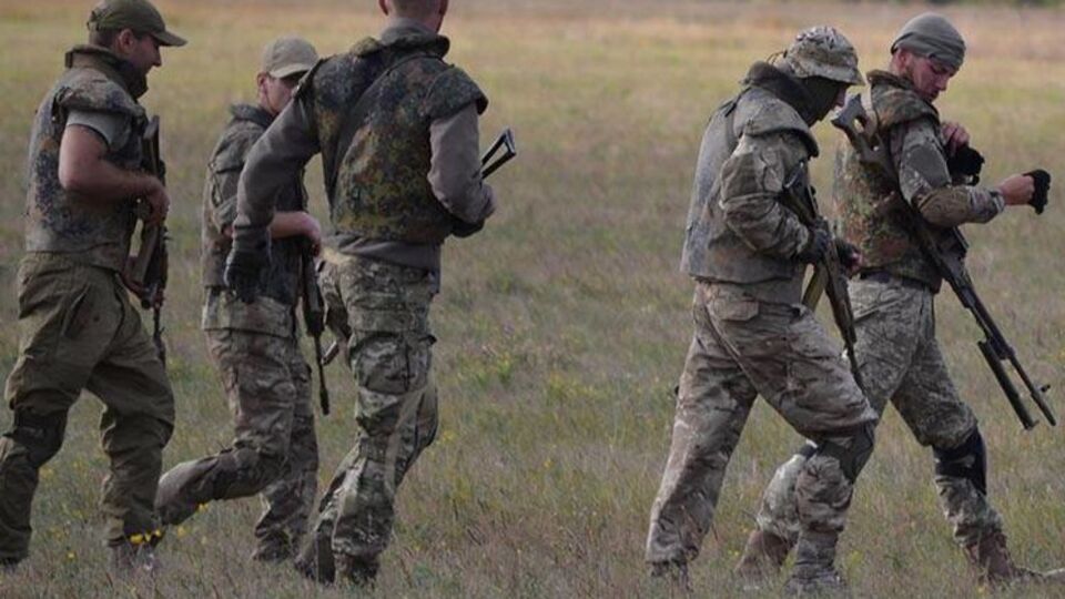 СМИ: Подразделения на Донбассе могут развести на расстояние не менее 2 км с каждой стороны