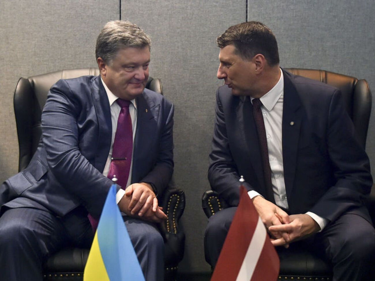 Порошенко и Вейонис встретились в Нью-Йорке