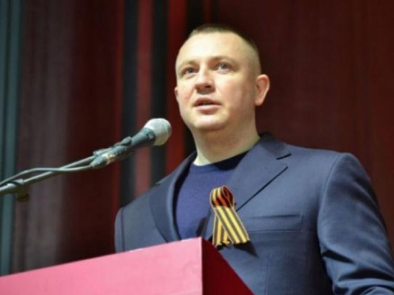 По словам источника "Ъ", встреча Жилина была связана с шахтами на Донбассе