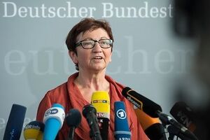 Инге Хьогер: Я обеспокоена увеличением числа достоверных недавних сообщений о серьезных проблемах, с которыми в настоящее время сталкиваются СМИ и оппозиция в Украине