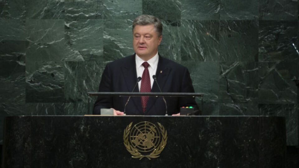 Порошенко призвал мировое сообщество повлиять на страну-агрессора