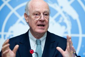 Стаффан ди Мистура сообщил о возобновлении отправок гумконвоев в Сирию