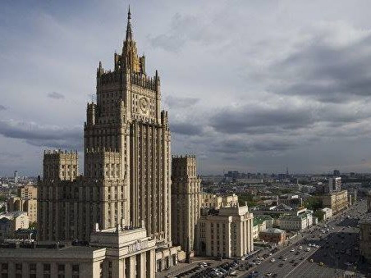 МИД РФ раскритиковал предложение США запретить бомбардировки авиации отдельных районов Сирии