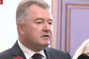 Бенедисюк заявил, что Гречковский ушел в отпуск