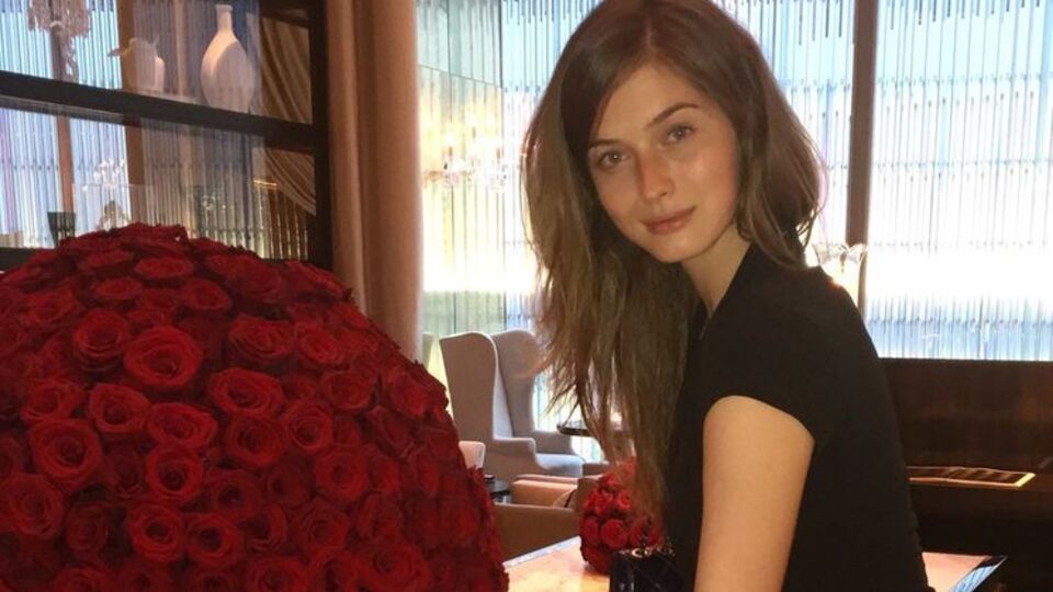 Заячковская заявила, что устала жить "в золотой клетке"