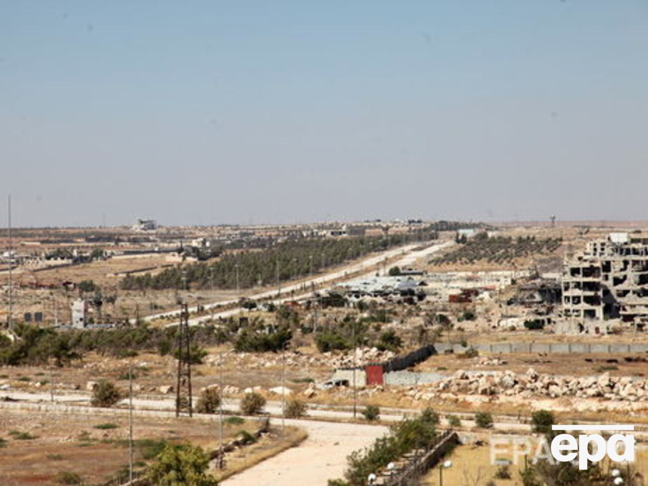 В документе предусматривается возможность покинуть осажденный сирийский город Алеппо через дорогу Кастелло для всех сирийцев, включая вооруженные силы оппозиции