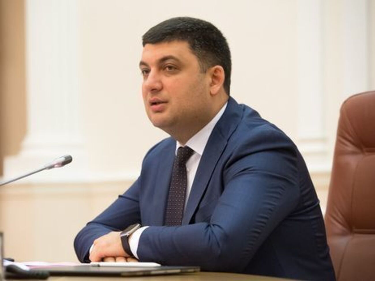 Гройсман: За захват предприятия – сразу в тюрьму