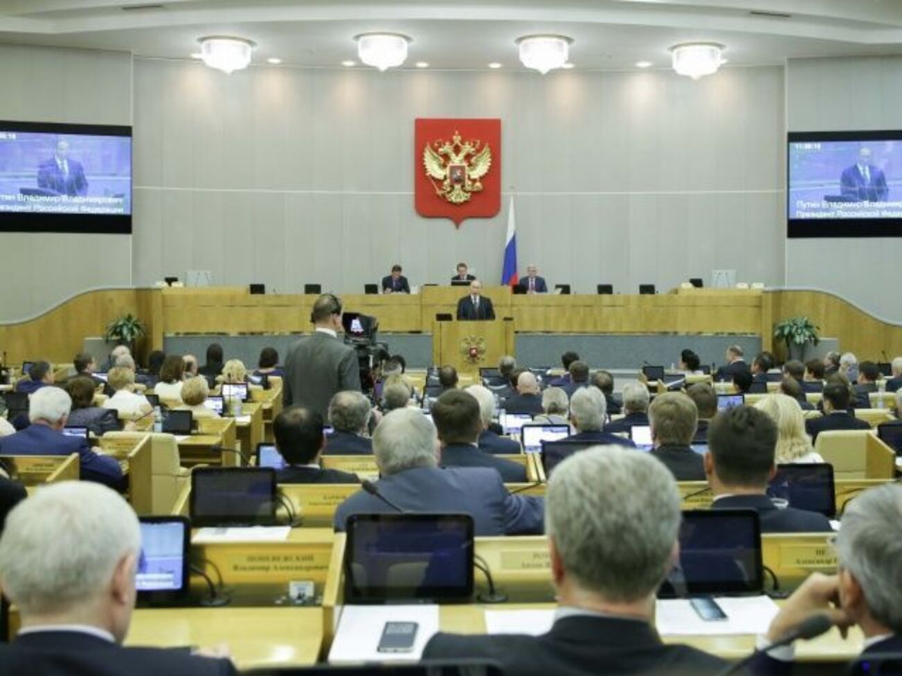 Российские законы позволяют людям с судимостью участвовать в выборах в Госдуму