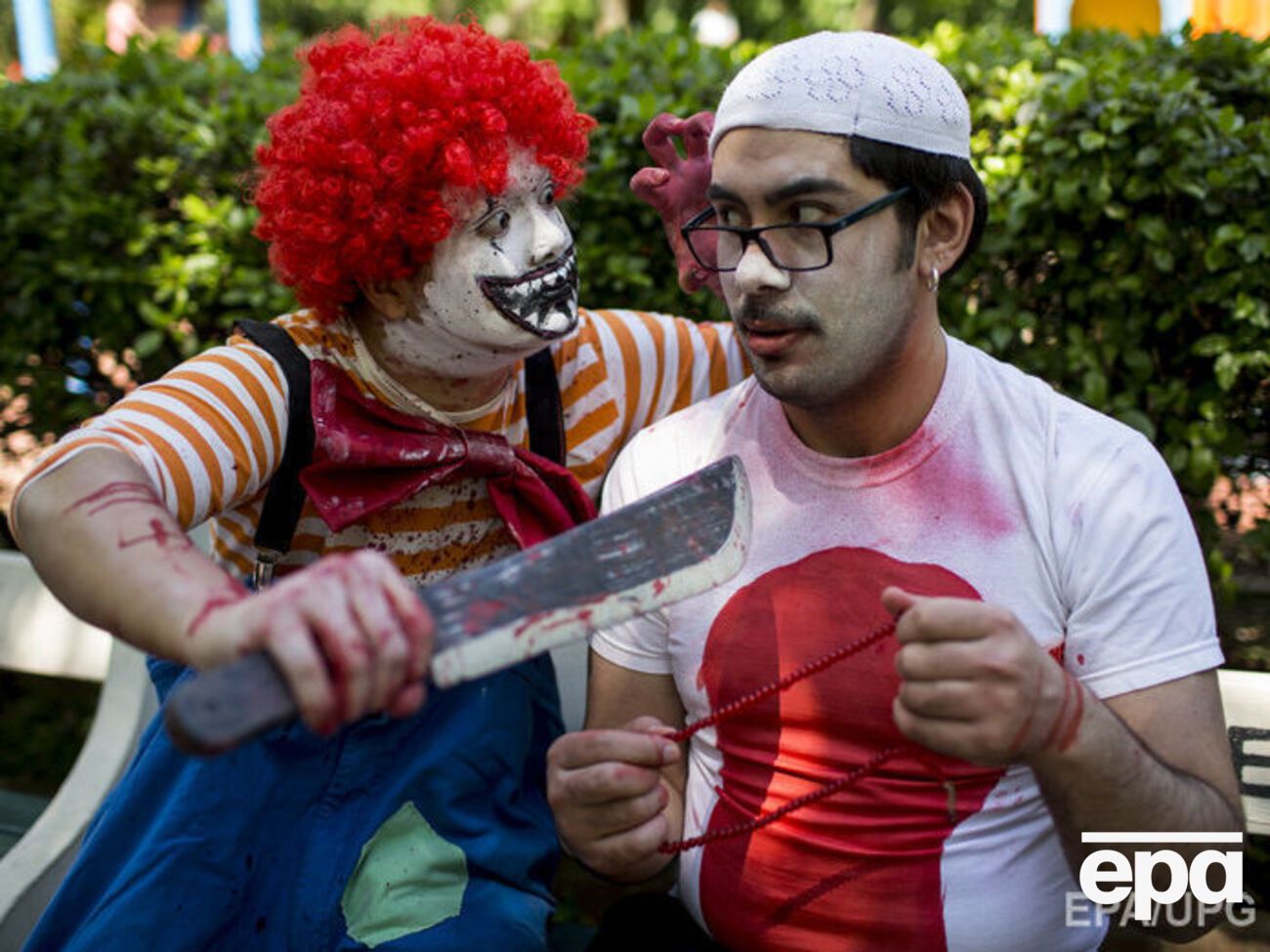 В США разыскивают злых клоунов