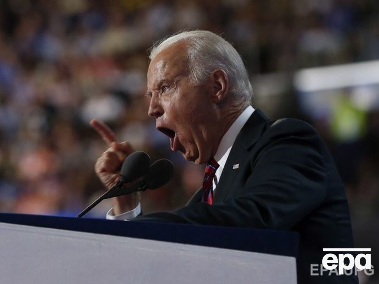 Байден заявил, что Украина согласилась предоставить особый статус Донбассу