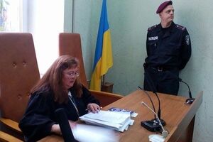Роман Синицын: Решение на 10 страниц Люда подготовила за 20 минут. Оно было уже готово