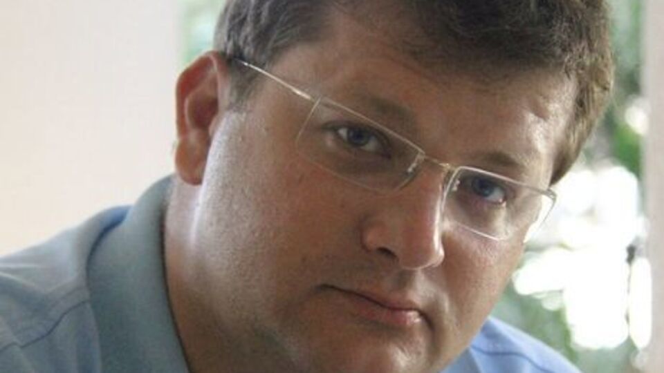 Арьев: Интересно, в Москве уже медальку выписали? Или чек для шопинга в Страсбурге?