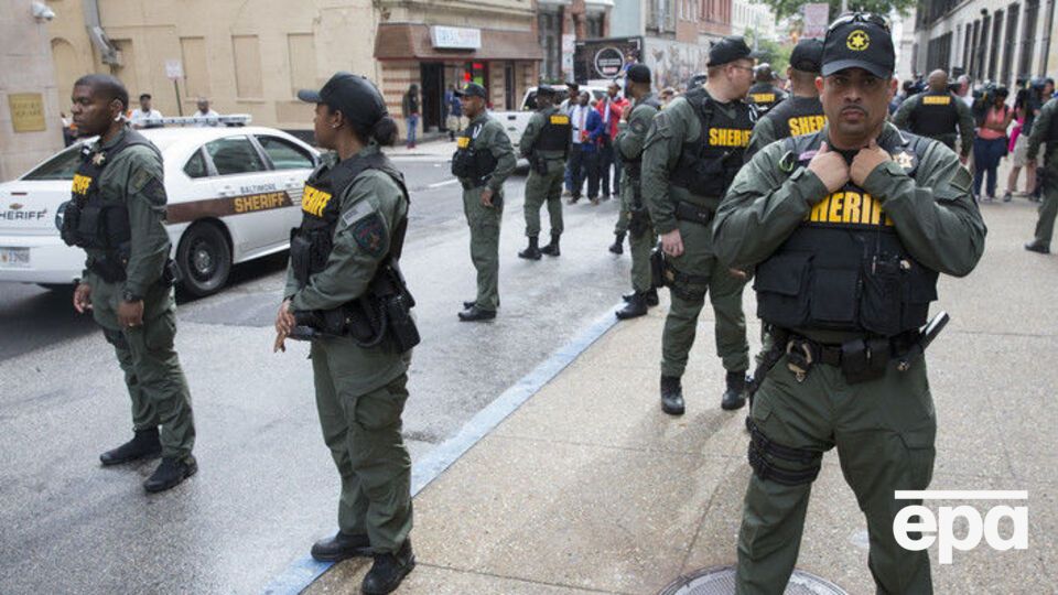 Полиция Балтимора ищет сбежавших стрелков