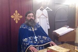 Сергей Сеньчуков: Выставка не на Красной площади проходит, имеет ограничение 18+, случайно ее увидеть нельзя. Вот и не ходите