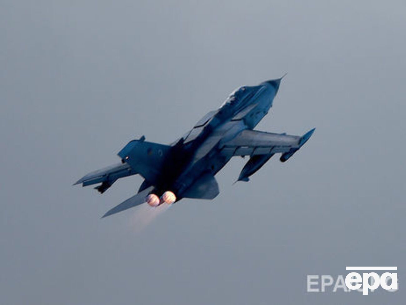 Авиа- и ракетные удары были нанесены коалицией по позициям ИГИЛ в Сирии и Ираке