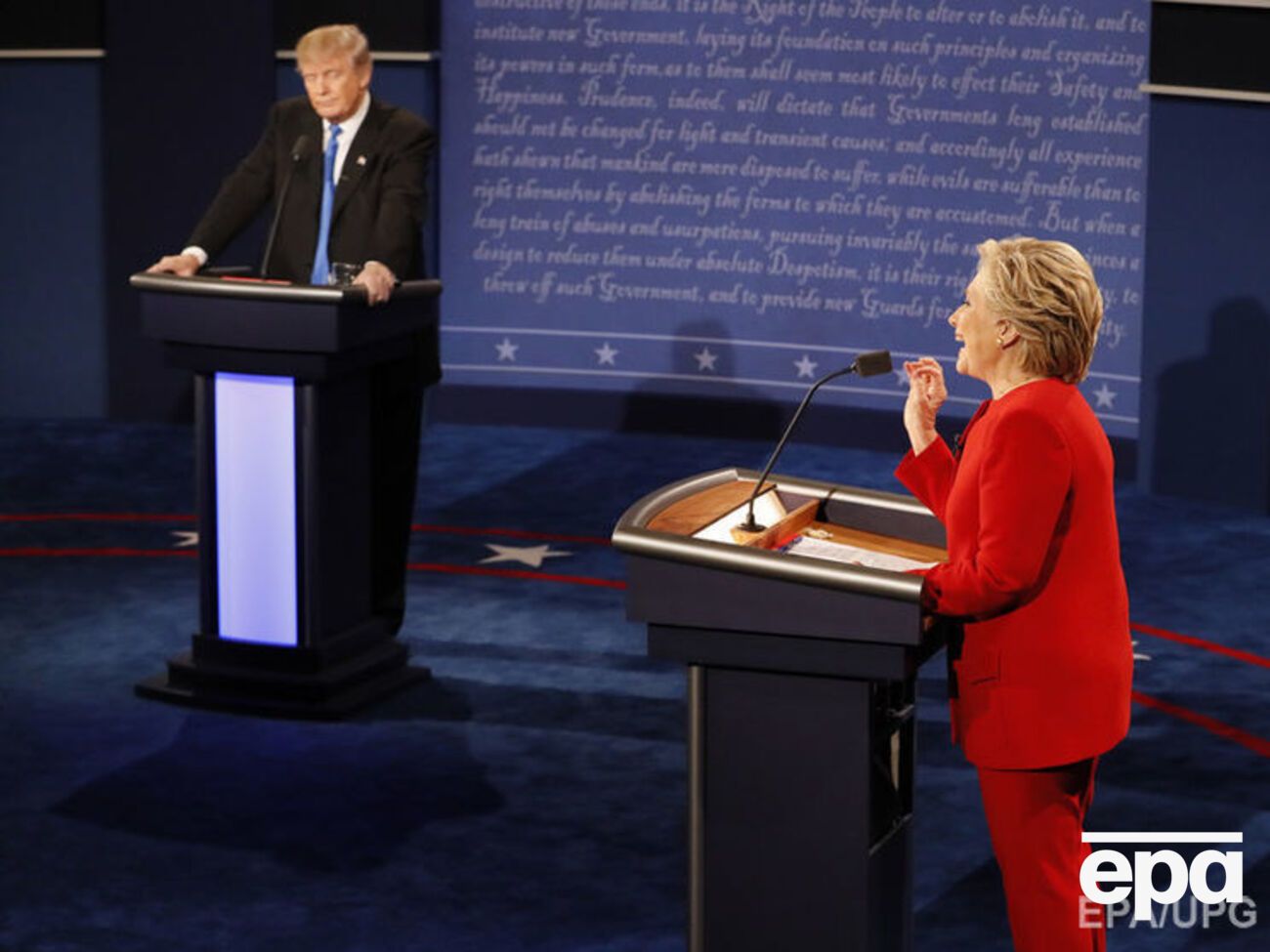 Клинтон:&nbsp;Дональд говорит страшные вещи о ядерном оружии