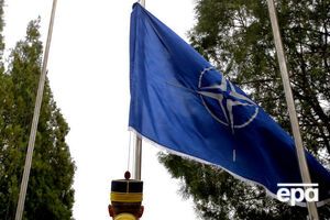 Сторонников НАТО в Украине больше противников