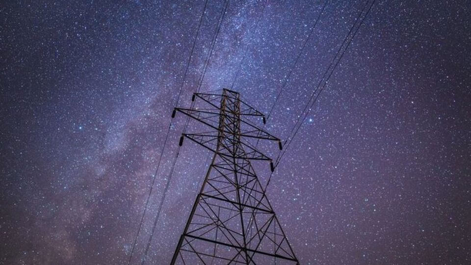 Тарифы на электричество для промышленных потребителей вырастут на 10%