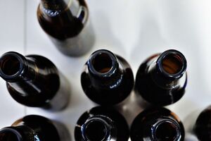 От отравления алкоголем в четырех областях умерли 32 человека