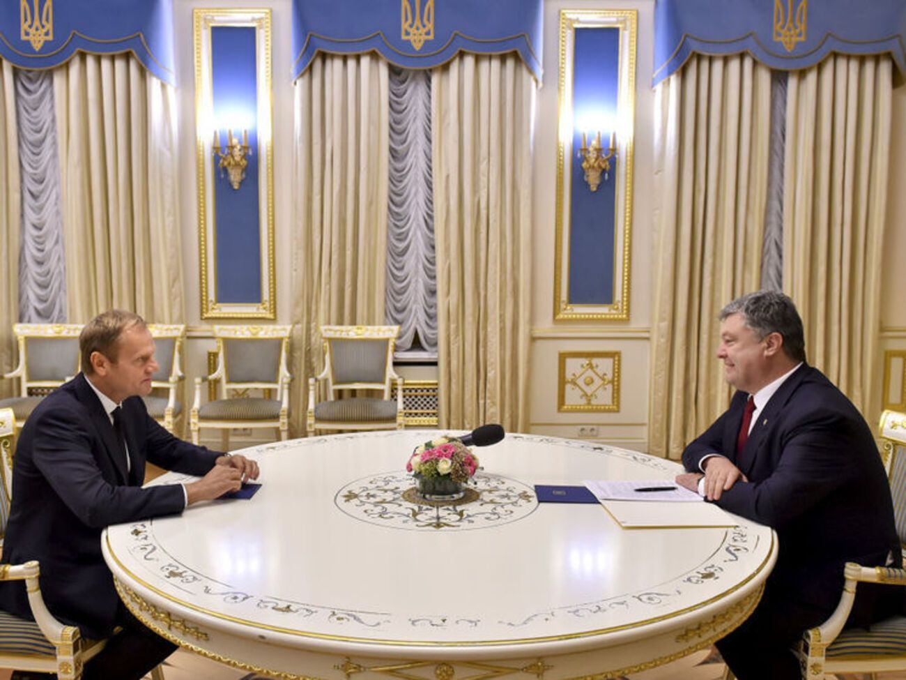 Туск и Порошенко "скоординировали подходы" по завершению ратификации Соглашения об ассоциации между Украиной и Европейским союзом