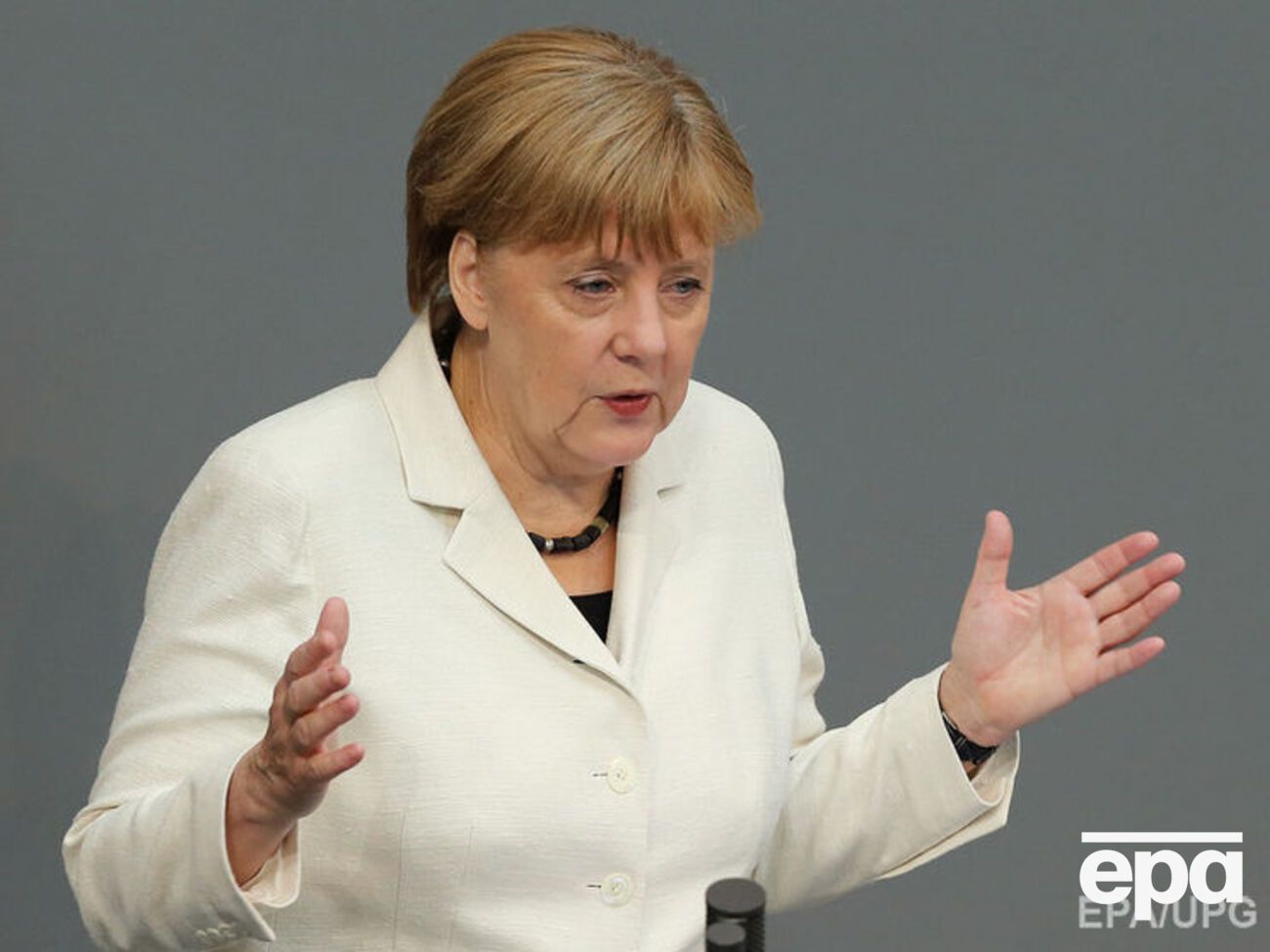 Меркель поговорила с Путиным по телефону