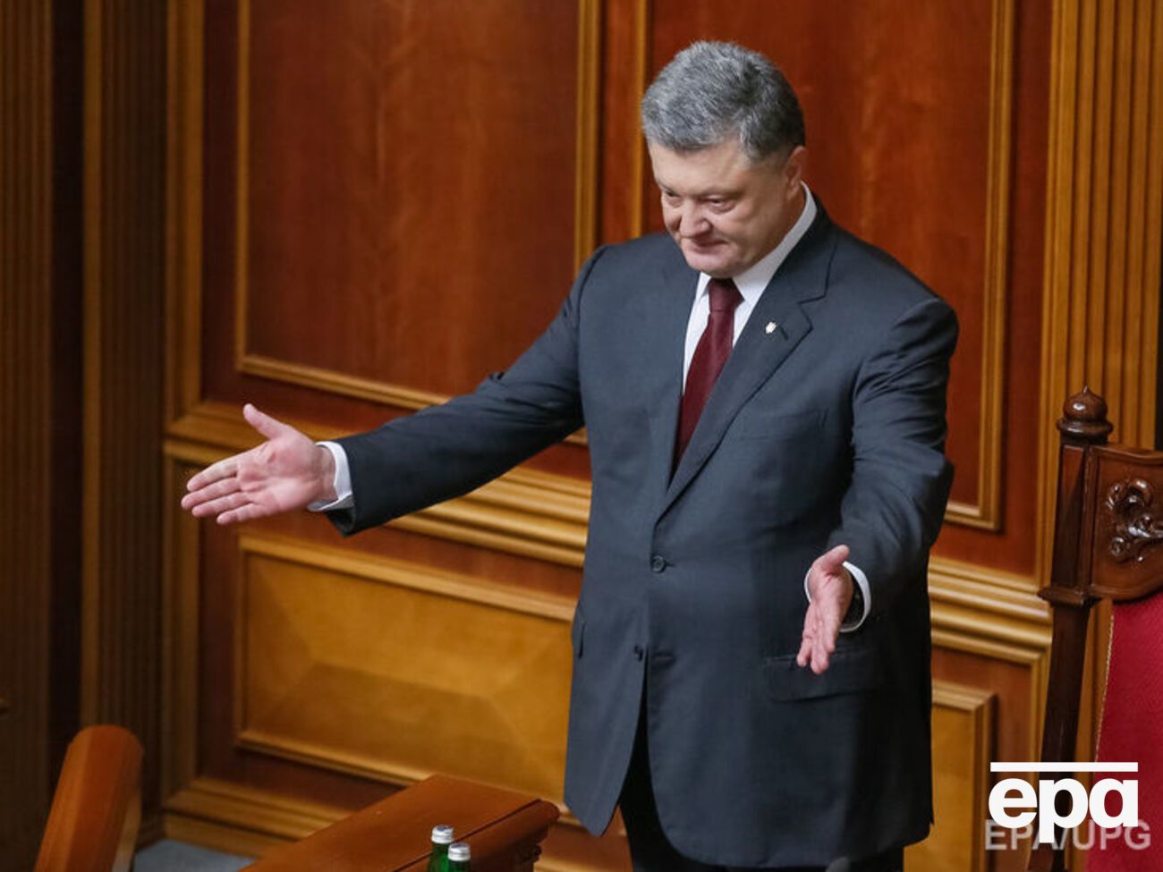 Порошенко ввел в действие решение СНБО