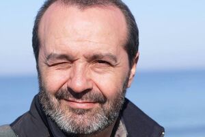 Шендерович: Бомбы падают в 1945 году на немцев. На тех, кто голосовал за Гитлера, не голосовал, на детей, на стариков, на антифашистов. Так приходит отложенный исторический штраф