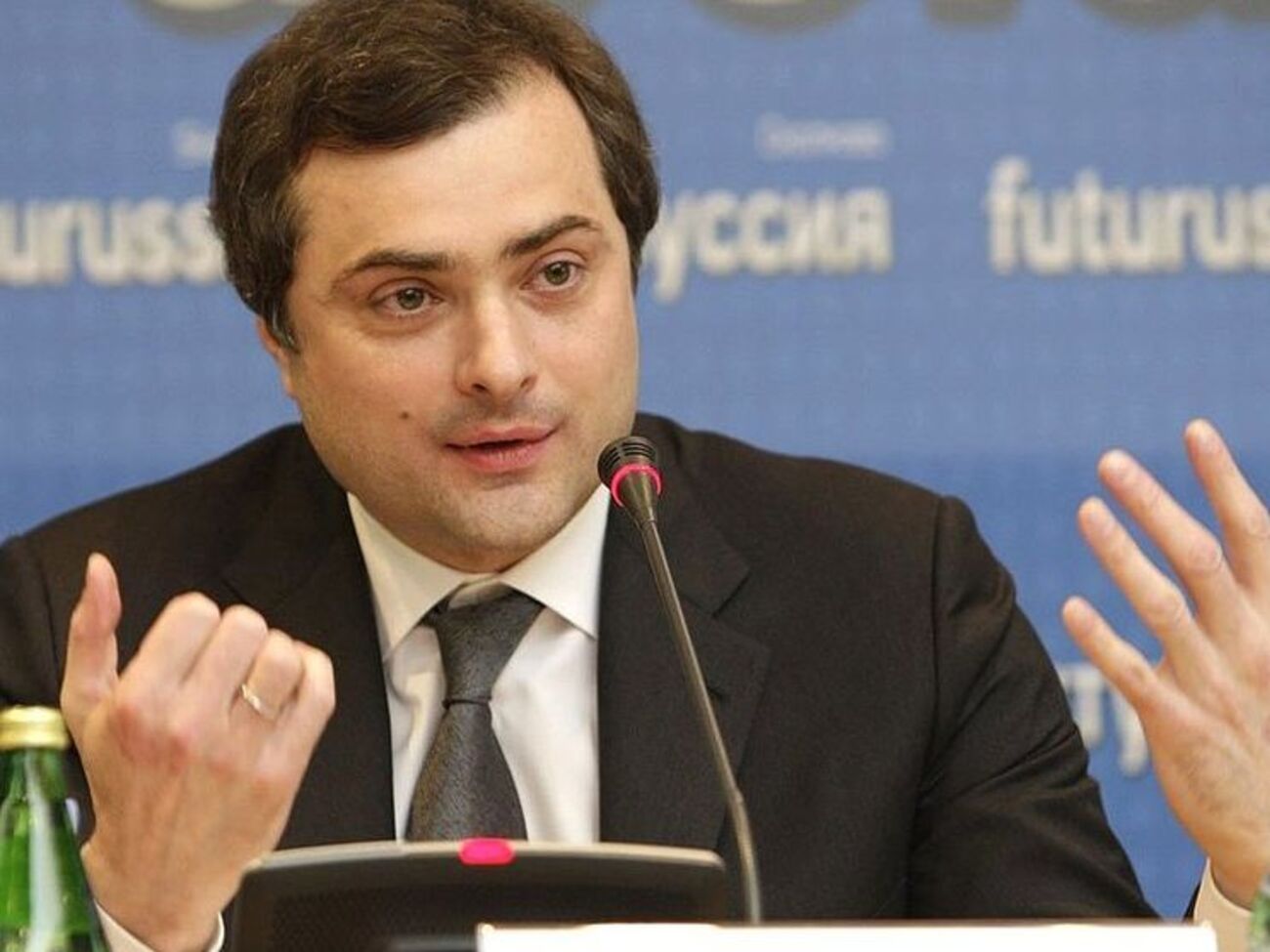 В Кремле опровергли информацию о визите Суркова в Грецию