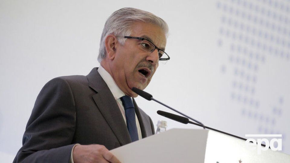 Асиф отметил, что Индия "организовала атаку" на индийский город Ури, чтобы отвлечь внимание мира от кашмирского вопроса