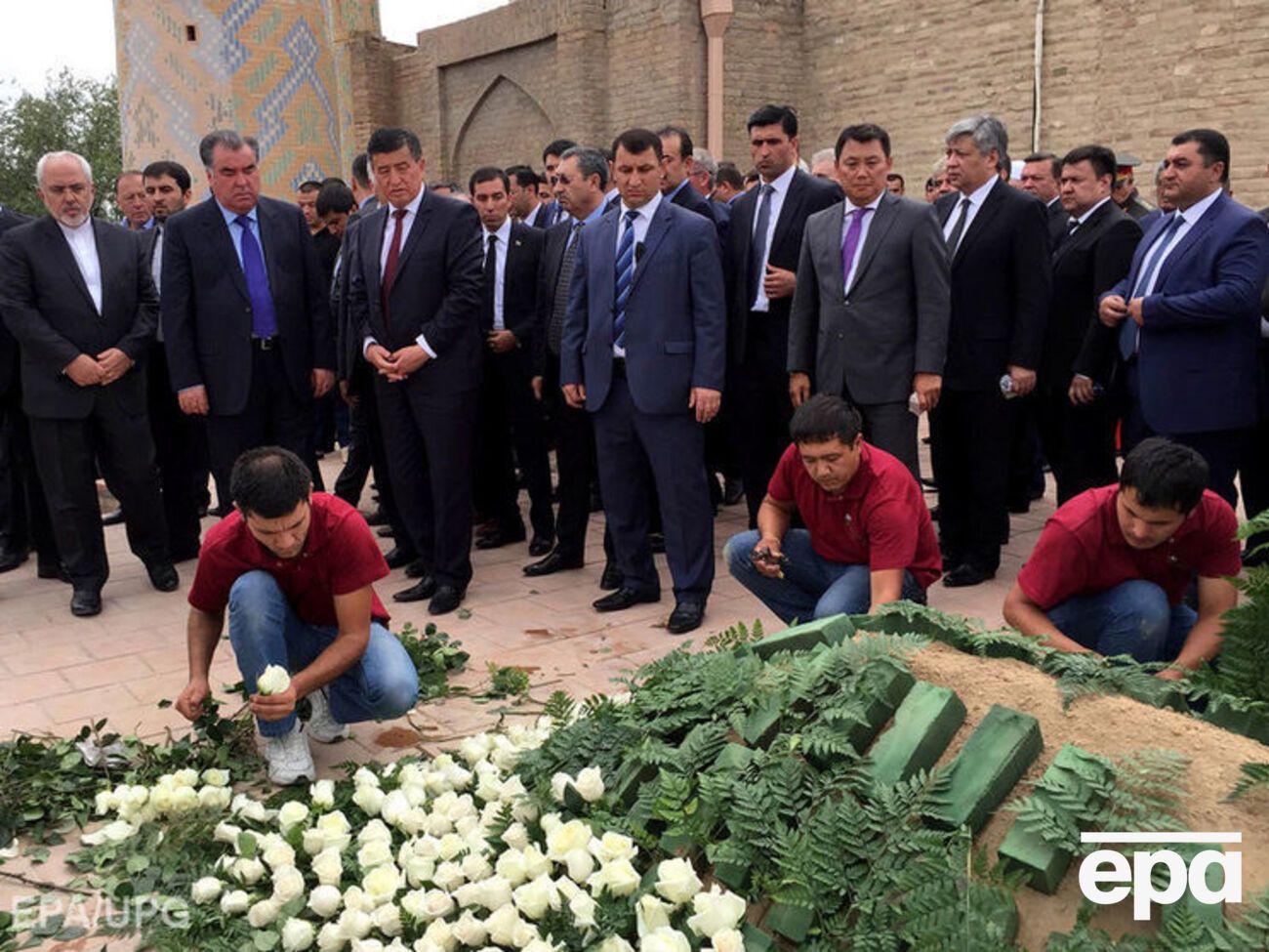 Гейдар Джемаль:&nbsp;Бывший партократ Каримов, не&nbsp;верящий ни&nbsp;во&nbsp;что, кроме хаоса и&nbsp;грубой силы, решил защититься от&nbsp;мучений могилы