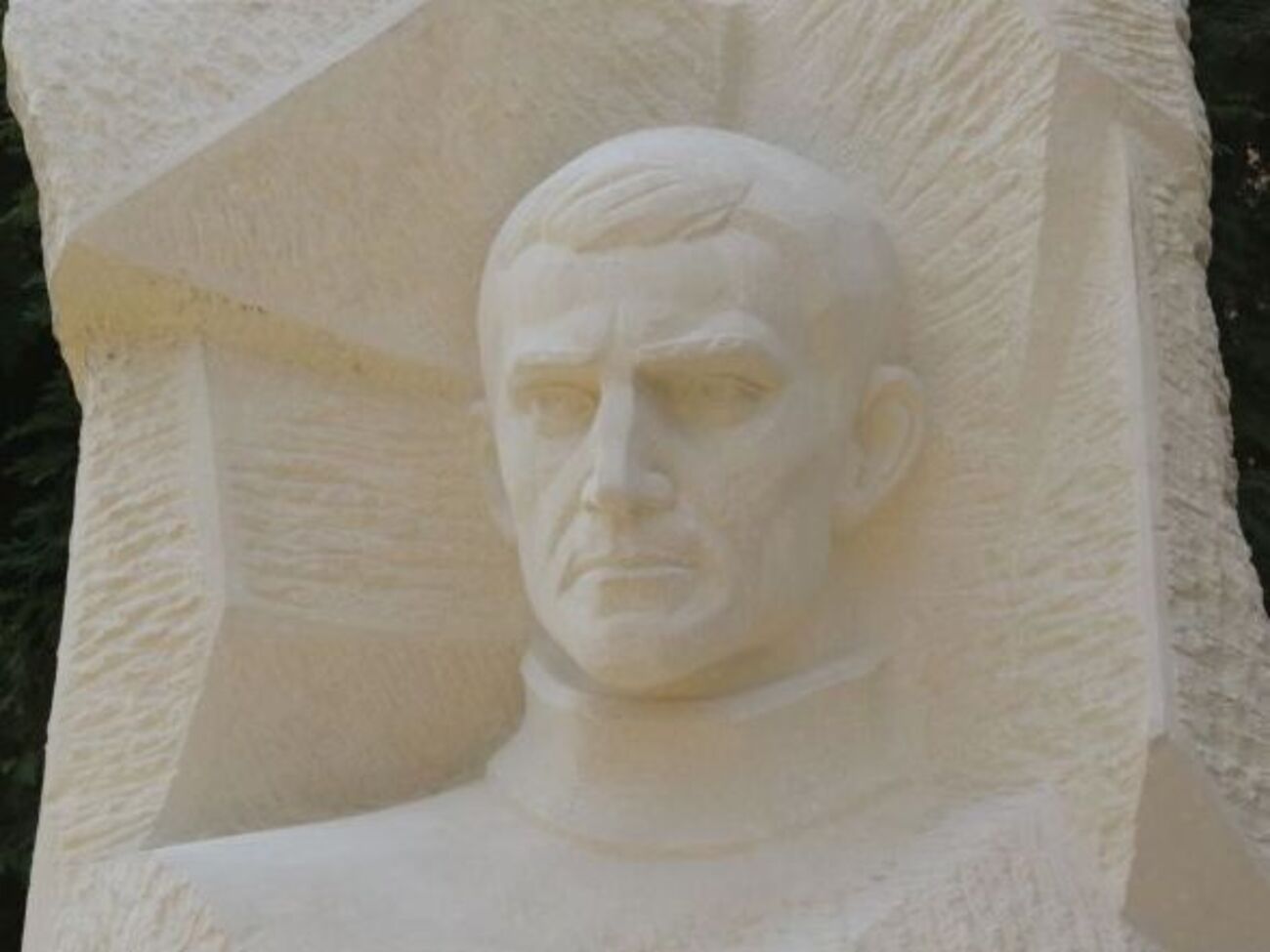 Памятник Василию Стусу появился во Львове