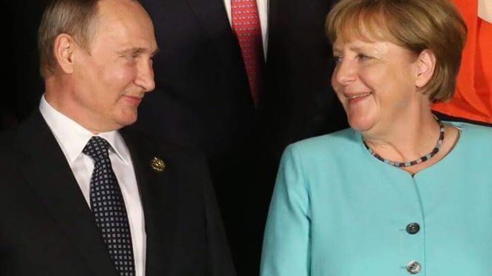Встреча Путина с Меркель проходит "на полях" G20