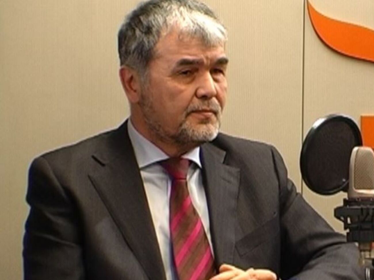 Салих: Тысячи людей заключены за свои убеждения