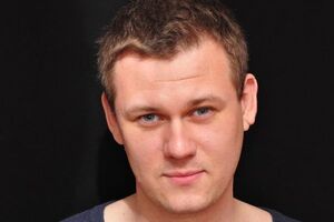 Денис Казанский: Я вчера как раз смотрел на "Интере" программу о случившемся, в студии собрали политиков из бывший Партии регионов, они все кричали: "В Украине начинаются фашизм и притеснения!"
