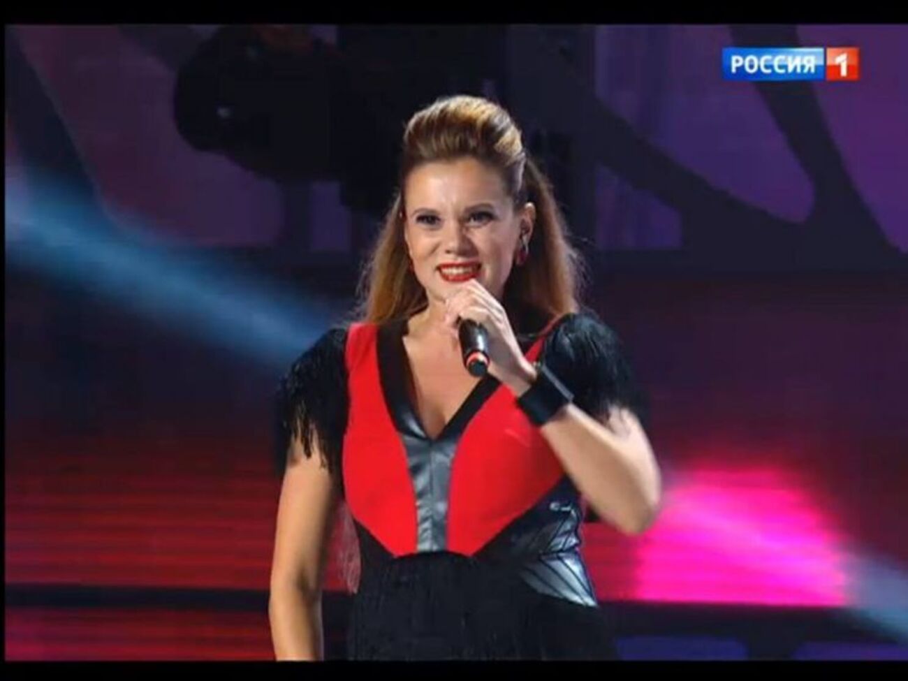 Безрук исполнила песню Think (Freedom)