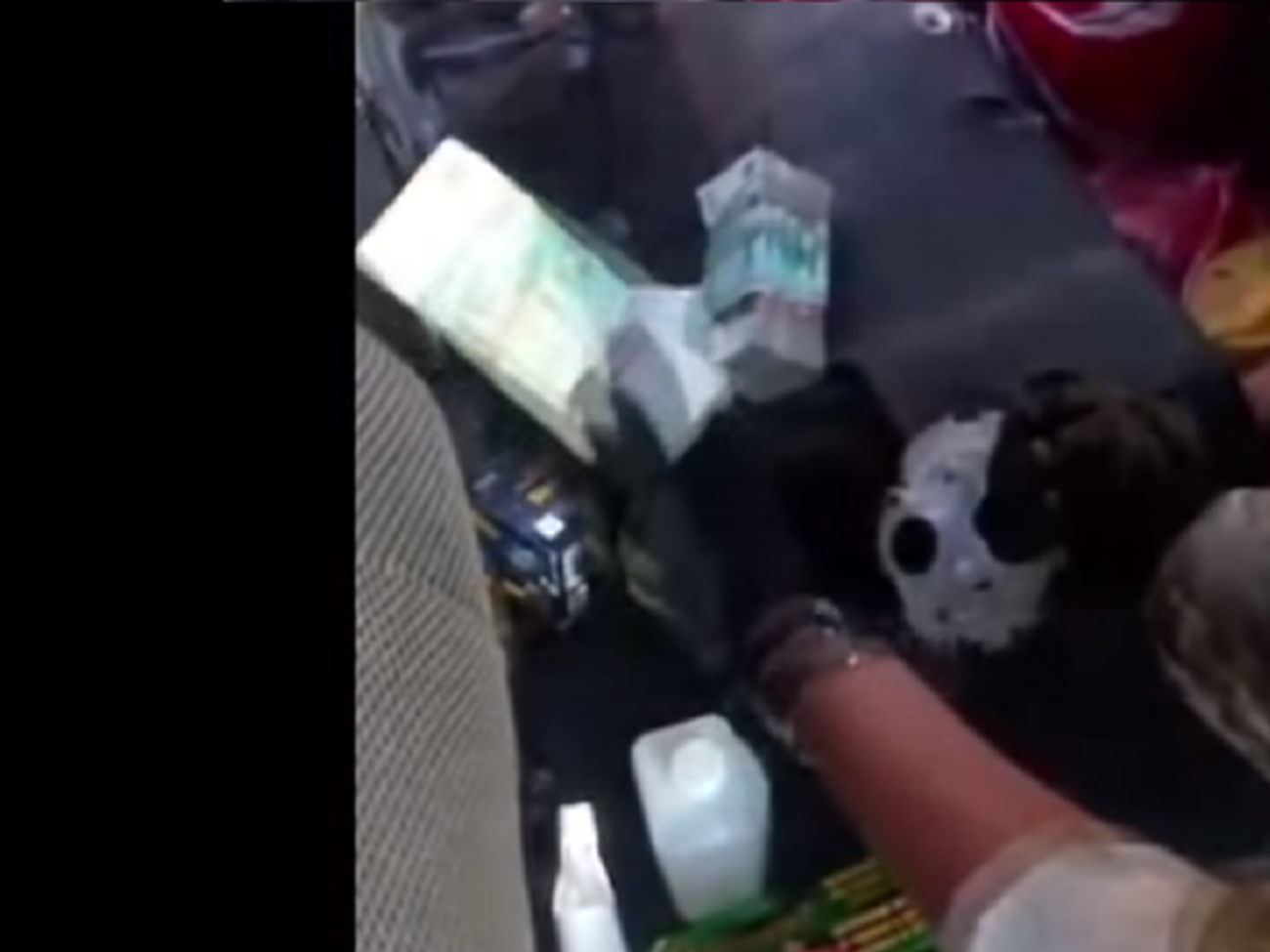 СБУ: Житель Луганска пытался скрыто провезти деньги в бензобаке своей машины