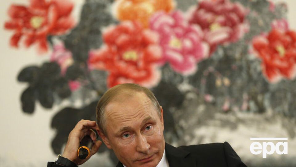 Путин заявил, что его дочери занимаются наукой